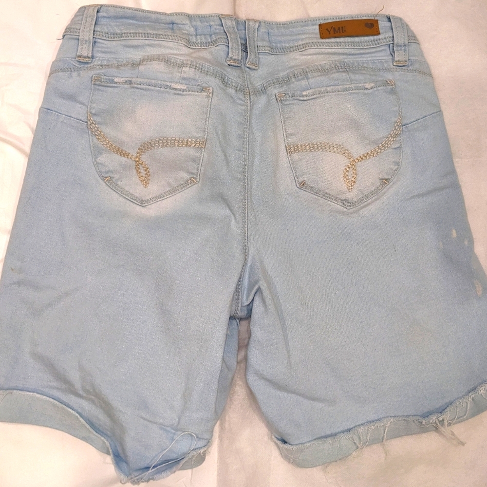 YMI Wanna Betta Butt? Juniors Distressed Denim Shorts - Picture 5 of 6